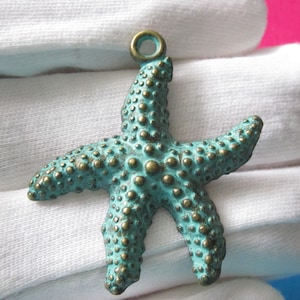 2 Starfish Pendants, Large Starfish Charms, Antique Brass Verdigris with loop 40X36mm C9060