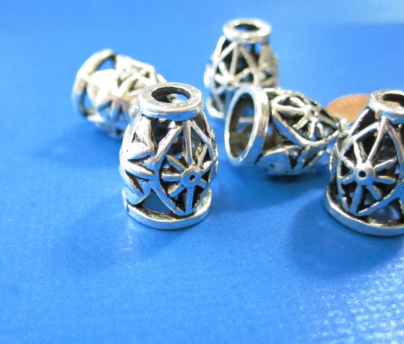 25 pcs 14x11mm Cone Bead Cap 14x11 O.D. Antique Silver 8mm ID ,B 25 pcs 14x11mm Cone Bead Cap 14x11 O.D. Antique Silver 8mm ID ,B