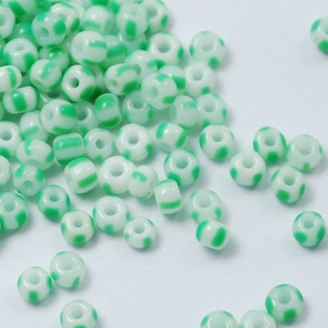 12/0 8/0 6/0 Green Opaque Seed Beads 2mm 3mm 4mm - Green Rocailles - Green  Seed Beads