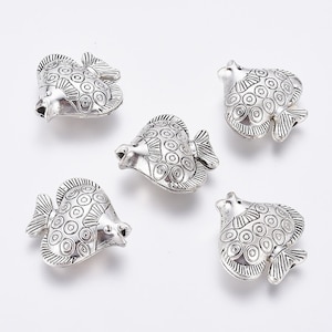 5 pcs Antique Silver Fish Spacer Beads 26x25x10mm MB23-003