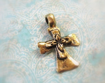 8pcs Fleur de Lis Cross Charms / Pendants in Antique Gold 27x18mm, French New Orleans C9026