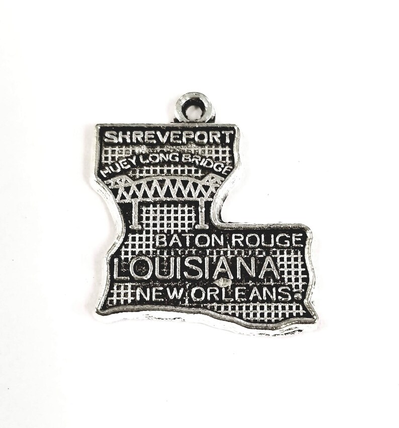 4 Silver Louisiana State Charms or Pendants 23x20mm C9222
