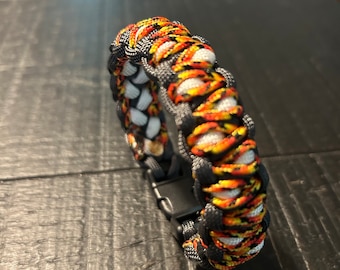 DRAGONS EYE Paracord Bracelet
