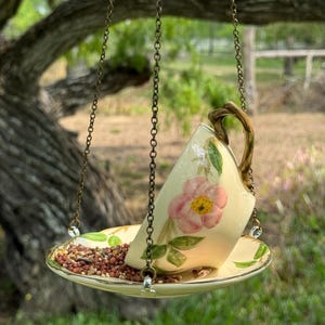 Comedero para pájaros vintage Franciscan Desert Rose en forma de taza de té: decoración floral para jardín.