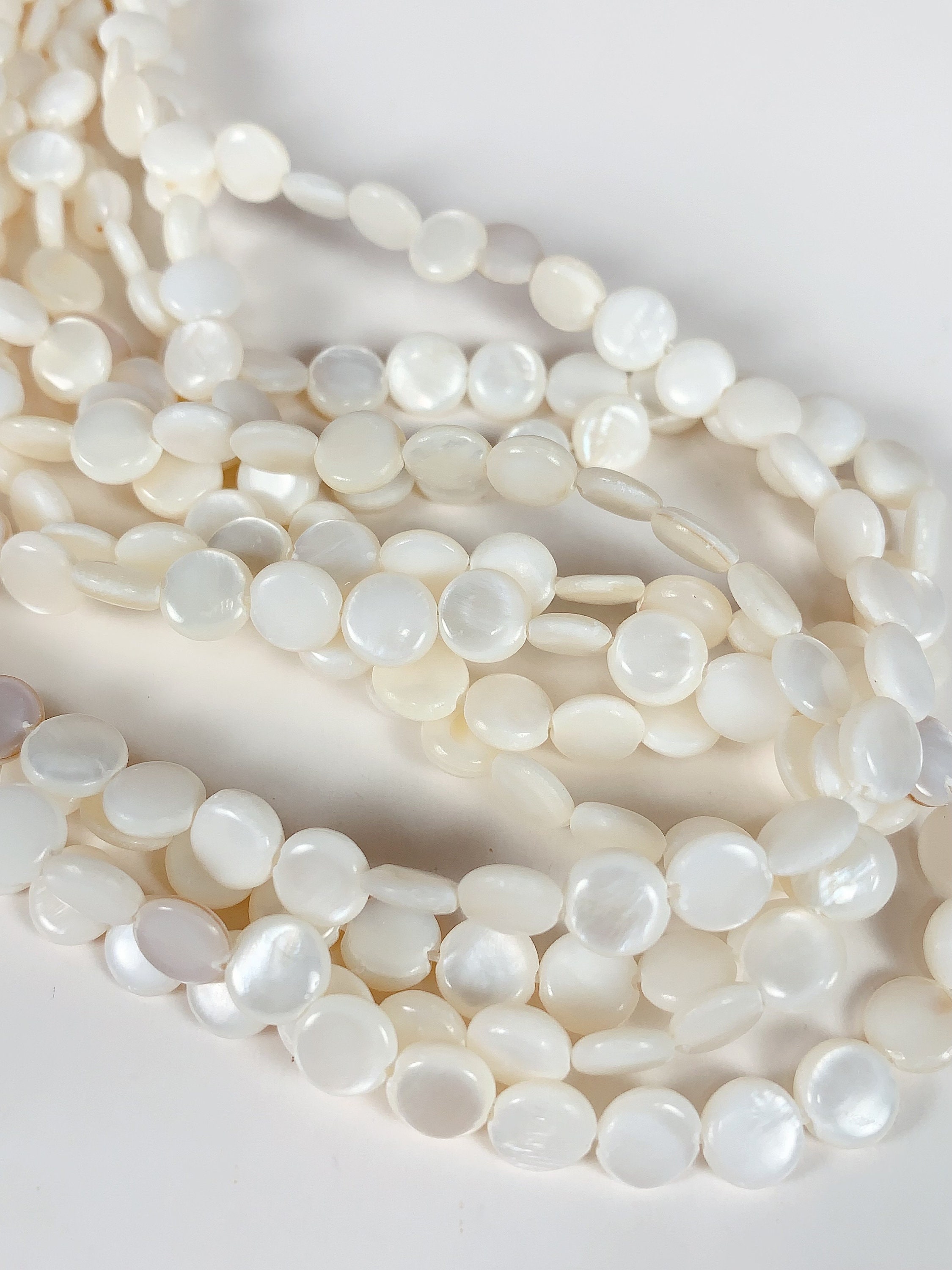 Genuine Natural White Mother of Pearl Shell Smooth Flat Round Beads 15. ...