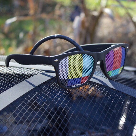 ReVision Wayfarer - Eco-Friendly Recyclable Paper Sunglasses – Zerpico