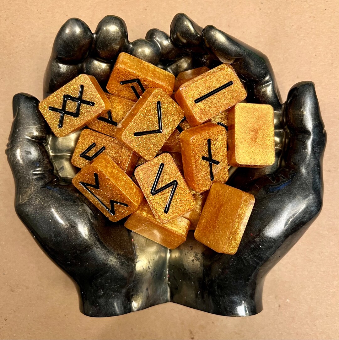 Resign Rune OOAK Viking Rune Set, Resin Divination (24 Piece) - Etsy