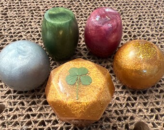 Wine Bottle Stoppers - Resin Toppers