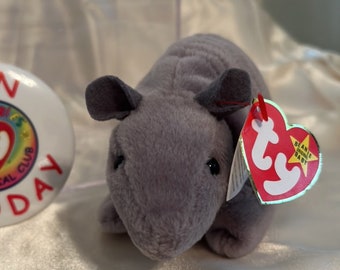 Ty Beanie Babies Tusk comes with Case and Club Button Pin