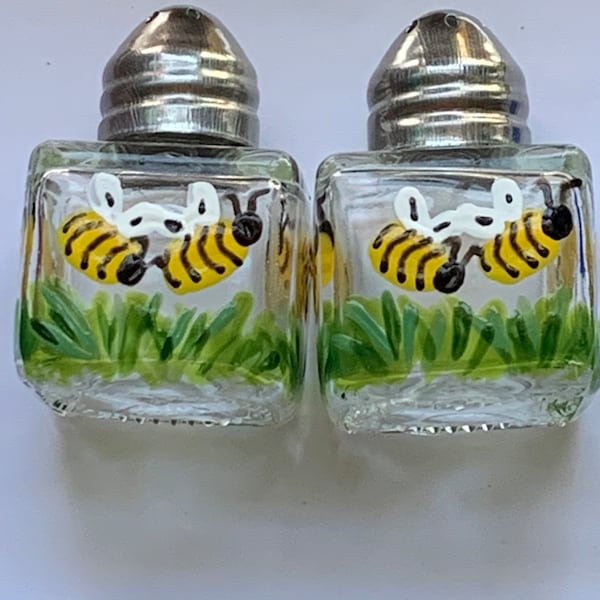 Hand painted mini salt and pepper shakers  party favors  weddings bees bee