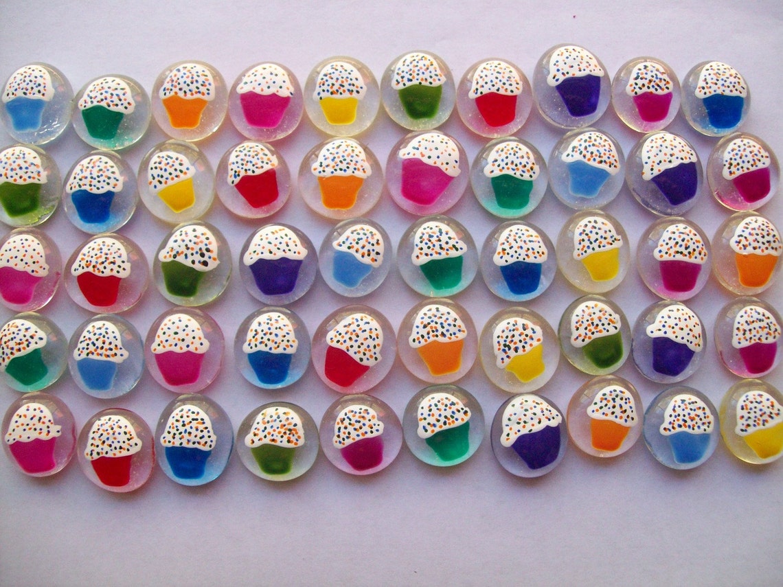 Hand Painted Glass Gems Party Favors Birthday CUPCAKES CUPCAKE Set of ...