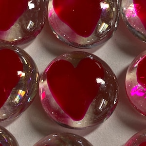 Corazones, corazón, gemas de vidrio pintadas de rojo rubí, regalos de fiesta, confeti de mesa, rellenos de jarrones
