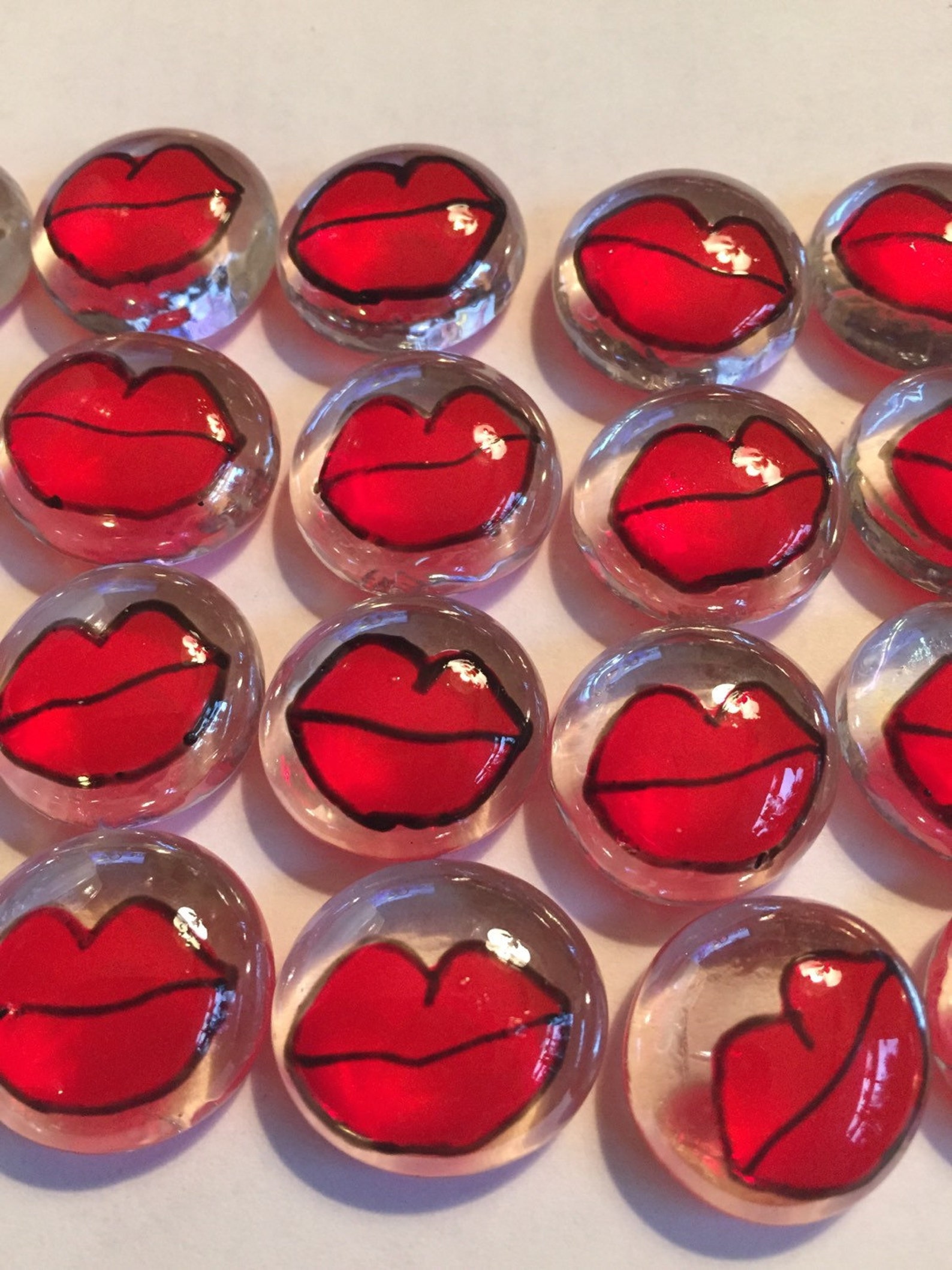 Hand Painted Glass Gems Party Favors Mini Art Red Lips Kiss Set of 50 ...