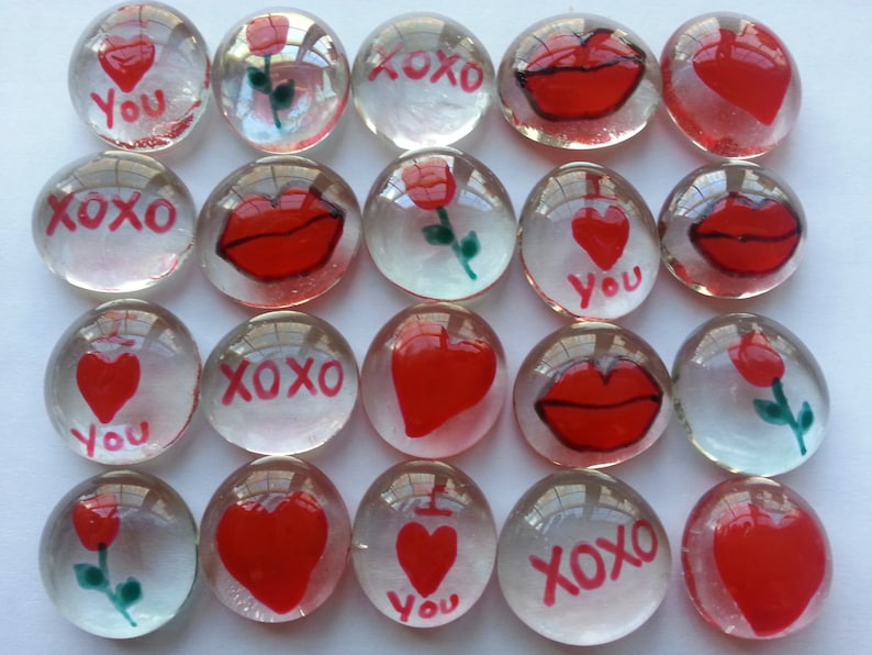 Valentines day Hand painted glass gems party favors weddings valentines day mix hearts lips XOXO rose