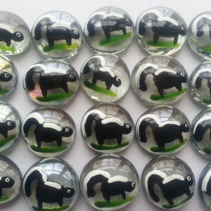 Skunk hand painted glass gems party favors image 1