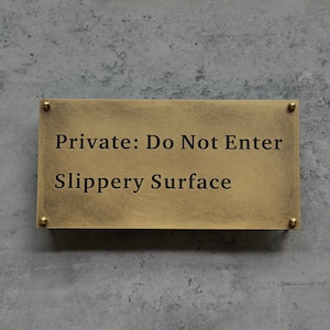 Panneau d&#39;avertissement personnalisé en laiton massif - Plaque métallique gravée personnalisée, panneau Attention pour porte pour la maison, le bureau, l&#39;entreprise, l&#39;intérieur et l&#39;extérieur