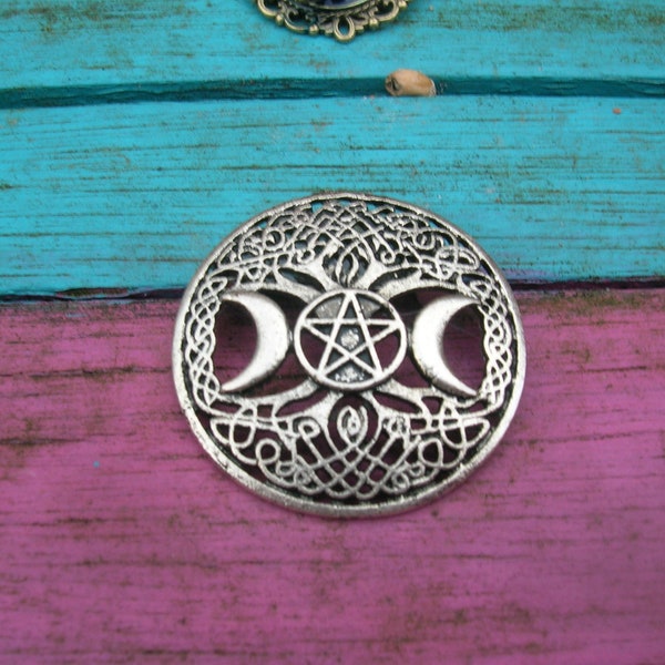 tree of life pentagram brooch. Pagan. Goth.