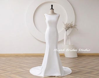 Abito da sposa minimalista a sirena, abito da sposa in raso con scollo a barca, abito da sposa semplice ed elegante, abito da sposa moderno a sirena