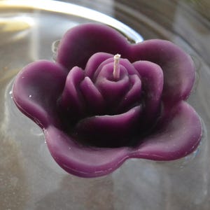 Plum Floating Rose Candles, Wedding Centerpiece Decor, Set of 10