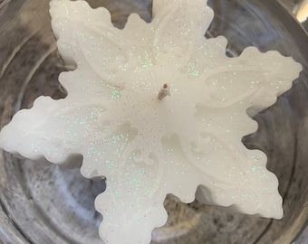 Set of 2 Elegant White Winter Snowflake floating candles dinner party wedding reception table centerpiece frozen décor