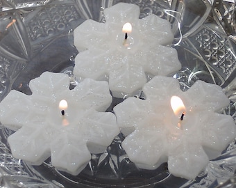 Snowflake Floating Candles, Winter Wedding Centerpiece Decor (Set of 10)