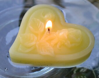 10 pack Light Yellow floating heart candles for wedding centerpieces and reception decoration. Baby shower, bridal shower party favors