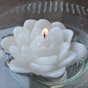 Set of 10 White Lotus floating candles wedding centerpiece, reception table decor, baby shower, bridal shower party image 1