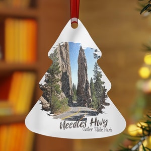 Nadeln Landstraße Custer State Park Kundenspezifische Metallweihnachtsverzierungen, South Dakota Black Hills Einzigartiges Geschenk für Reisende, Custer State Park