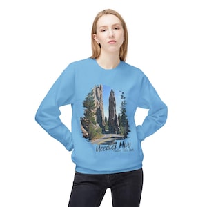 Needles Hwy Custer State Park South Dakota Vintage Fleece Sweatshirt, Cozy Crewneck, Biker Gift, Outdoor Adventure Wear, Hiker Gift Apparel
