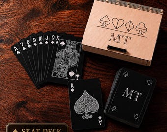 Personalized Metal Playing Cards | Skat Cards with Engraved Wooden Box | Personalisierte Metall Spielkarten | Luxus Geschenk Männer