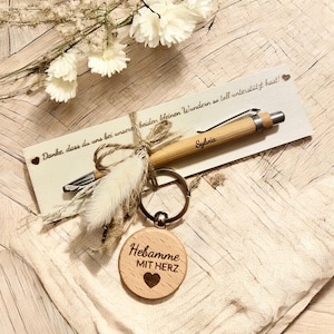 Geschenk Hebamme personalisiert mit Name und Spruch | Dankeschön Erzieher | Kugelschreiber mit Name, Schlüsselanhänger Hebamme mit Herz