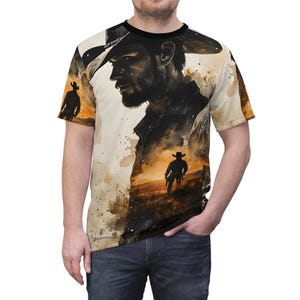 Western T-Shirt – Cowboy Allover Graphic Shirt – Wild West Vintage Style – Country Outlaw Gift for Men & Women – Unisex Tee