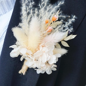 hydrangea white reed Wedding corsage,Elegant groom corsage,wedding boutonniere,  Pampas Dried flower corsage, Rrural wedding decorations