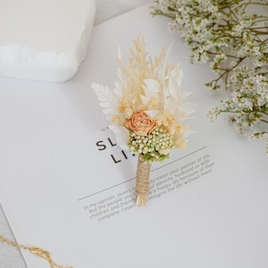 Rose white reed Wedding corsage,Elegant groom corsage,wedding boutonniere,  Pampas Dried flower corsage, Rrural wedding decorations
