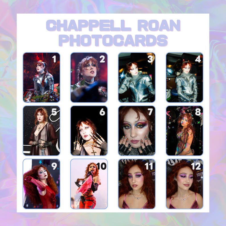 Puede incluir: Un conjunto de doce fototarjetas de Chappell Roan. Cada tarjeta muestra una imagen diferente de la cantante, numeradas del 1 al 12. Las tarjetas tienen un fondo lila claro con el texto "CHAPPELL ROAN PHOTOCARDS" en la parte superior.