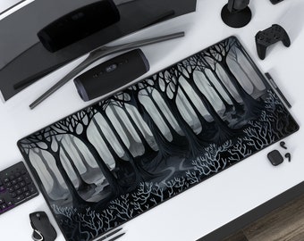 ダークフォレスト | ブラックゴシックデザイン | エルドレインの荒野にインスパイアされた | デスクマット | マウスパッド | 保護プレイマット | オフィス、自宅、テーブルに最適