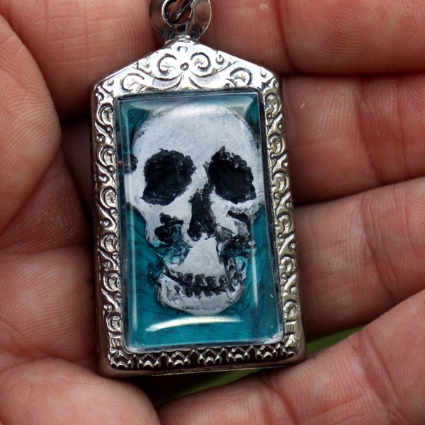 BBC Sherlock 2 sided pendant