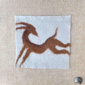 Posavasos con diseño de ciervo marrón, antílope, gacela, cuerno de caza, abstracto, único, para pared, decoración para el hogar, oficina, mesa, regalo, fieltro de lana