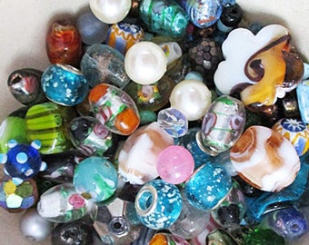 Mixed Glass Beads, 2mm to 25mm, Assorted Shapes & Sizes, 8 ounce bag - gc608