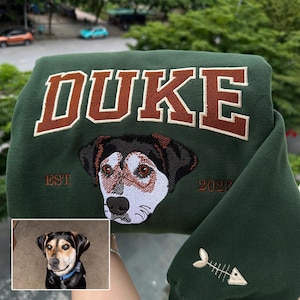 Custom Dog Face Embroidered Sweatshirt, Personalized Pet Photo Embroidered Hoodie, Gift for Pet Lovers, Christmas gift for mom, Dog mom gift