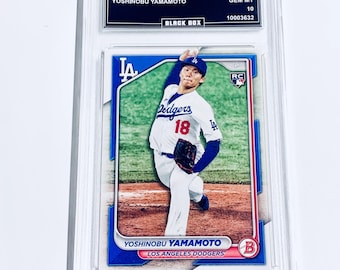Tarjeta de novato de Yoshinobu Yamamoto 2024 Bowman #36 Los Angeles Dodgers, calificada con 10