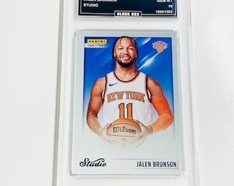 Jalen Brunson Edizione Limitata 1 di 275 2024 Panini Instant NBA Studio #STU14 Knicks Classificato 10