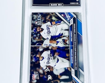 Shohei Ohtani/Max Muncy Edición limitada 1 de 6767 2024 Topps Ahora #858 “Mayor cantidad de veces que llegó a base de forma segura en la postemporada del club” Dodgers Calificación 10