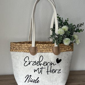 Filztasche,  mit gewebtem Rand,Shopper, Umhängetasche, Geschenkidee, Erzieherin mit Herz, Nachbarin mit Herz, Oma, Lieblingskollegin