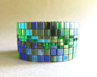 Wide Tila blue green mosaic loomed bracelet. Glass mosaic loomed blue green bracelet. Wide slinky Tila glass bead bracelet. Free shipping.