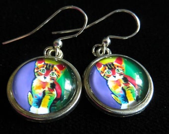 Colorful kitty cat glass dome earrings. Rainbow kitten glass earrings. Rainbow kitty glass cabochon earrings. Glass cabochon earrings.