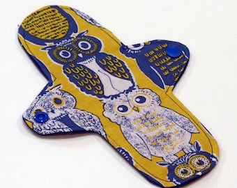 Reusable Cloth winged ULTRATHIN Pantyliner - 8 Inch in "Retro Owls" - Quilter's Cotton top, flannel core