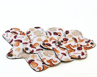 Choose your Length - ONE Reusable Cloth winged ULTRATHIN Pantyliner - Quilter's Cotton Top - Mushrooms