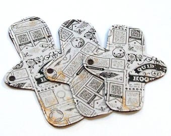 Choose your Length - ONE Reusable Cloth winged ULTRATHIN Pantyliner - Quilter's Cotton Top