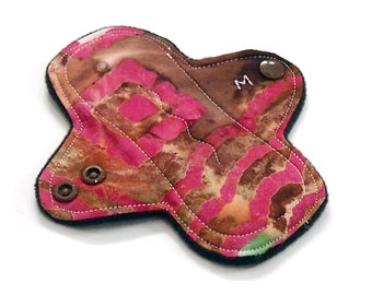 MODERATE Flow - Reusable Cloth Menstrual pad - 6 inch - bamboo core - Black Windpro - quilter's cotton top